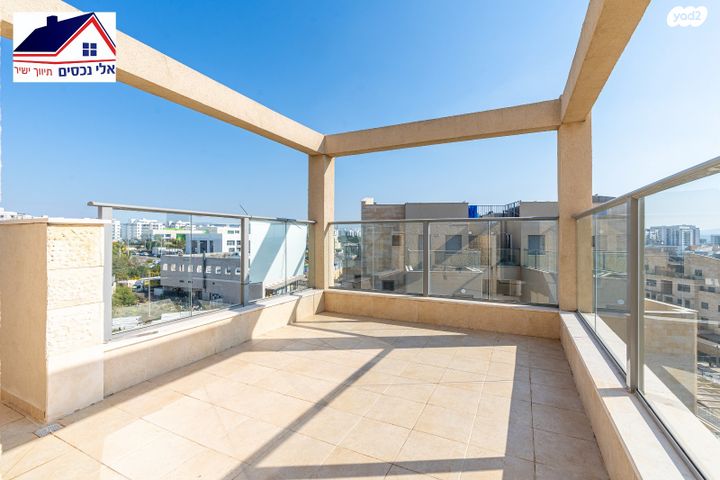 גג/ פנטהאוז, רימון, החורש, חריש