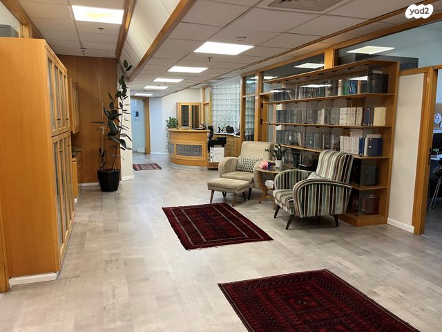 משרדים, רמת גן