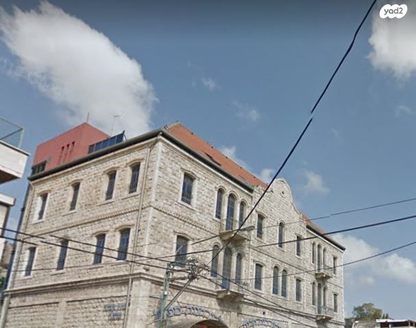 בניין משרדים