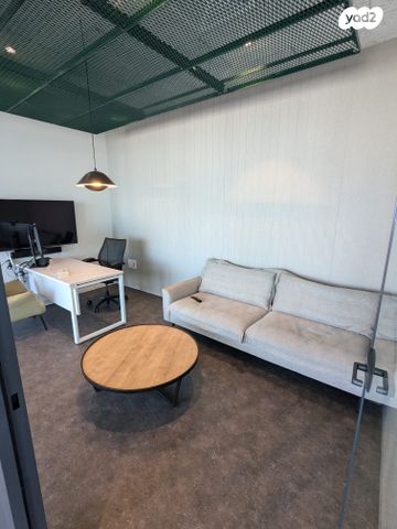 משרדים, רמת גן