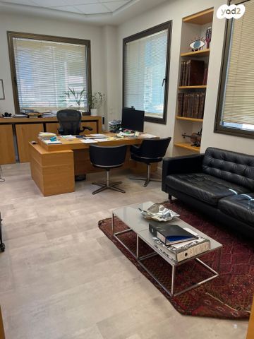 משרדים, רמת גן