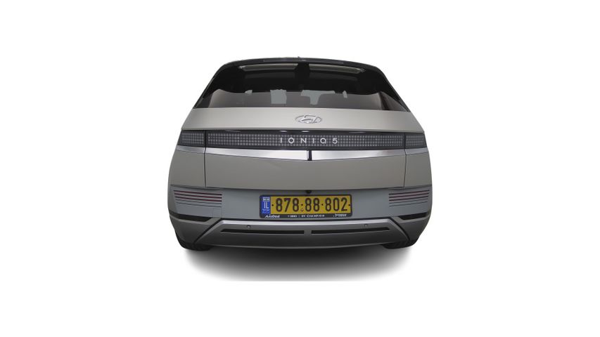 יונדאי איוניק 5