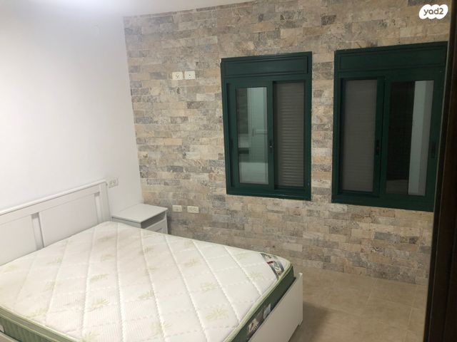 בית פרטי/ קוטג', החרוב 12, שכונה ותיקה - מרכז העיר, מעלות תרשיחא