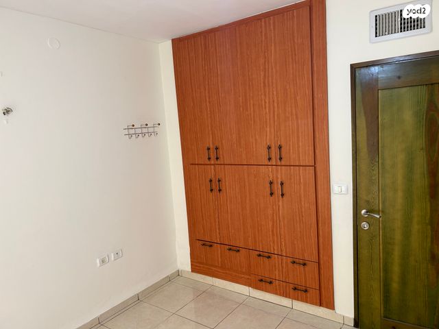 בית פרטי/ קוטג', החרוב 12, שכונה ותיקה - מרכז העיר, מעלות תרשיחא