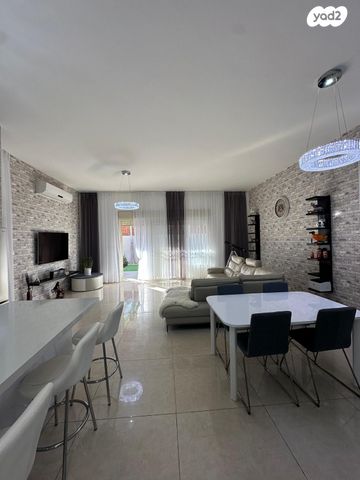 בית פרטי/ קוטג', סמטת הר שני 7, באר אורה, באר אורה