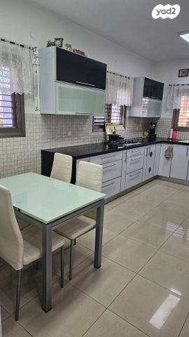 דירה, יהודה הנשיא 5, ג'סי כהן, חולון