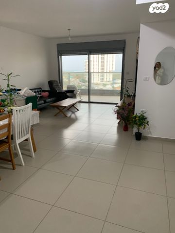 דירה, אדני פז 48, עין הים, חדרה