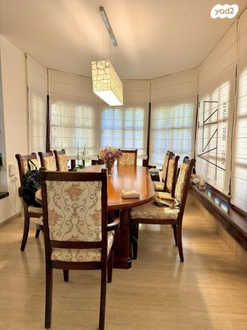 דירת גן, צהלון, שיכוני חסכון, תל אביב יפו