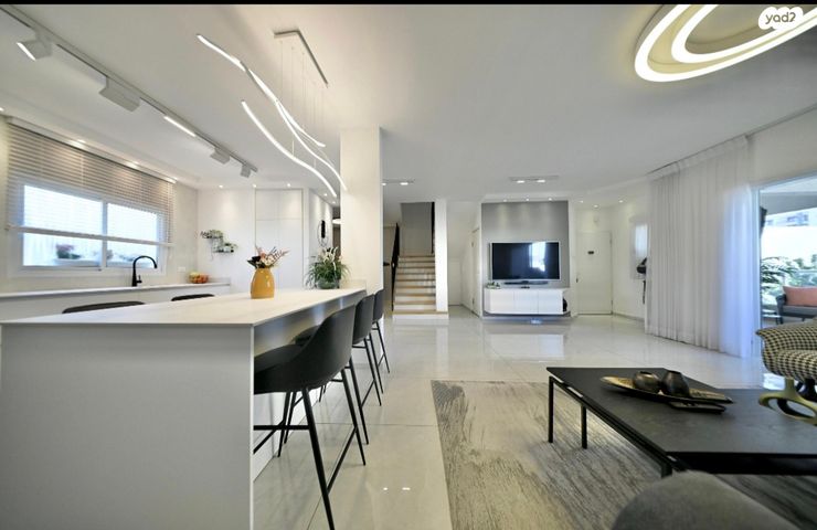 גג/ פנטהאוז, טופז, נווה ים, ראשון לציון