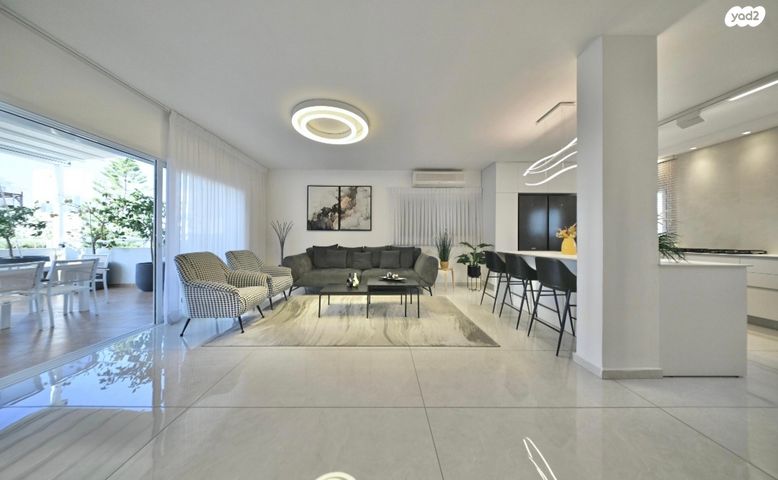 גג/ פנטהאוז, טופז, נווה ים, ראשון לציון