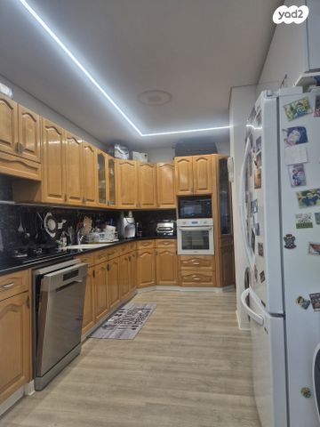 דירה, זלמן ארן, נאות רחל, חולון