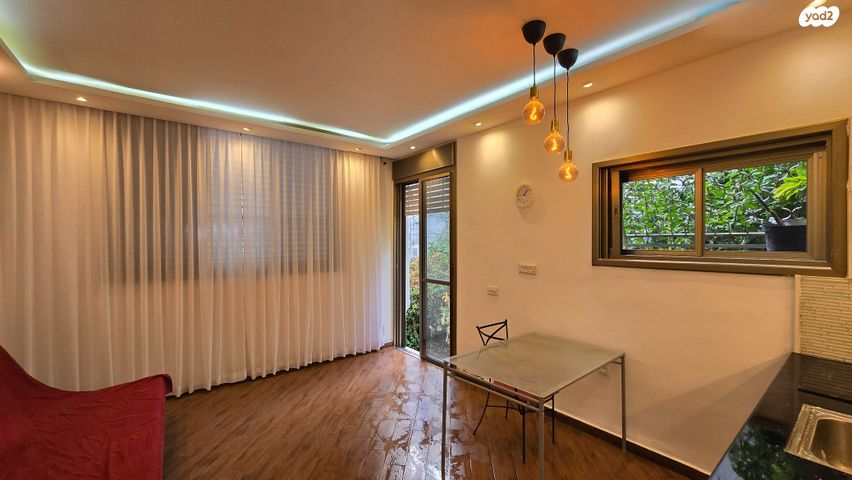 דירה, לב העיר, בת ים