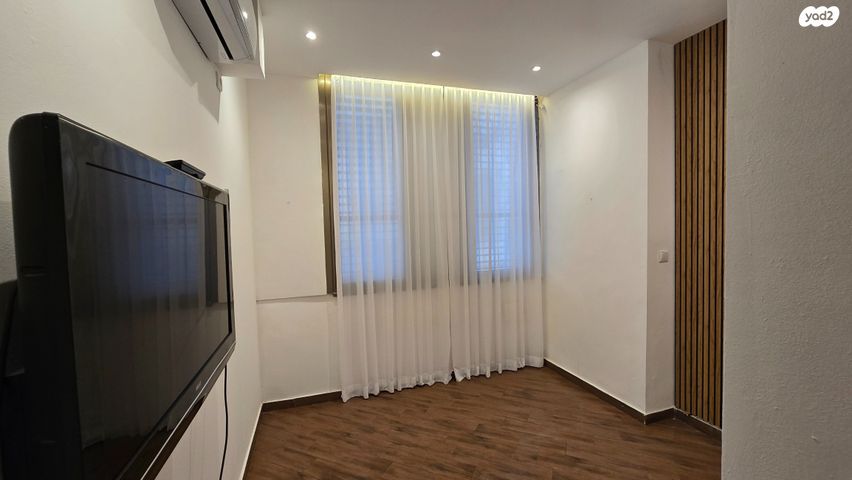 דירה, לב העיר, בת ים