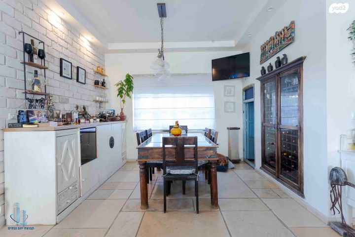 משק חקלאי/ נחלה, בית עובד