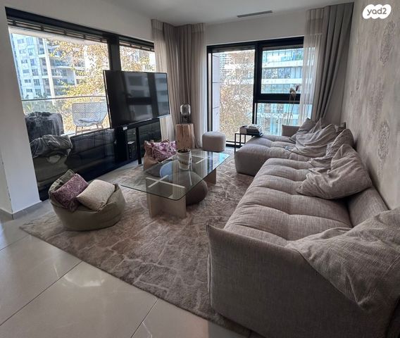 ניסים אלוני 2