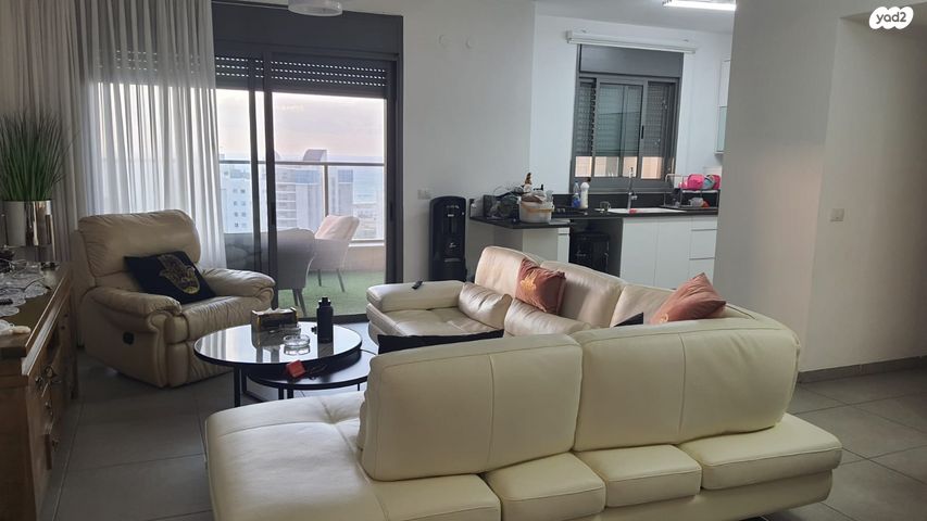 דירה, הדודאים, עין הים, חדרה