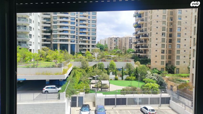 אבשלום חביב 7