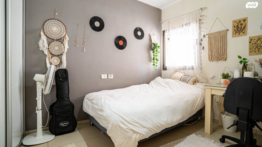 דירה, אלוף עוזי נרקיס, מזרחי א, כפר סבא