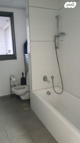 דירה, הדודאים, עין הים, חדרה