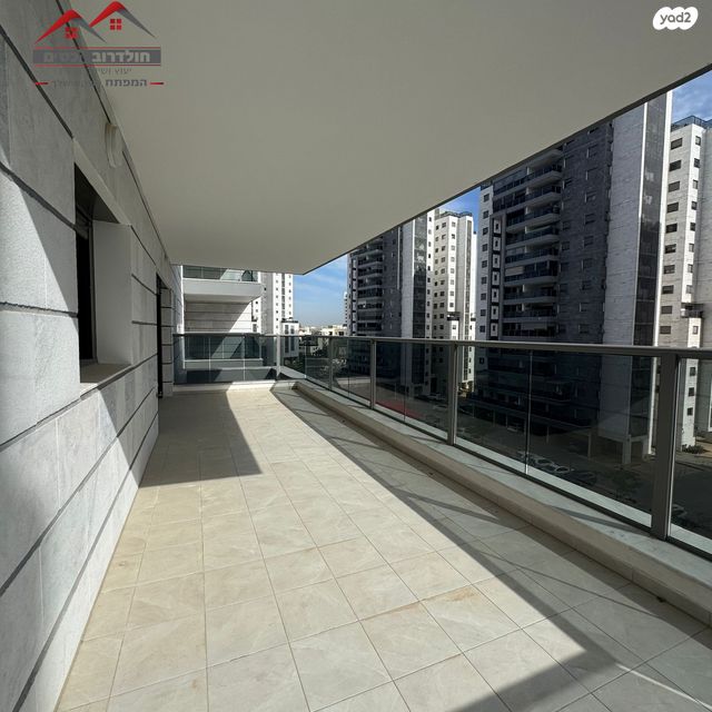 דירה, כרמי הנדיב, אחוזת רוטנר, קרית מלאכי