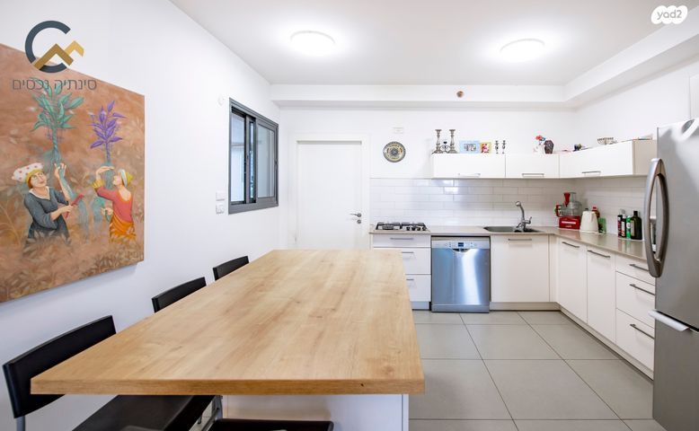 דירה, הוד השרון