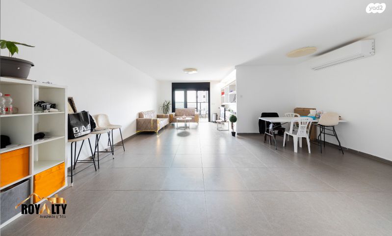 דירה, שמואל הנביא, פסגות אפק, ראש העין