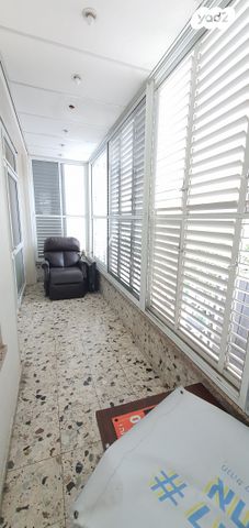 דירה, שדרות מסריק, הצפון הישן - דרום, תל אביב יפו