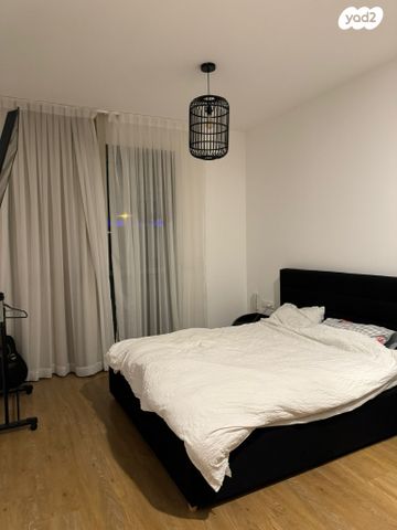 דירה, אריק איינשטיין 1, הרצליה ב', הרצליה