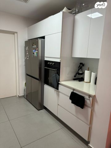 דירה, אריק איינשטיין 1, הרצליה ב', הרצליה