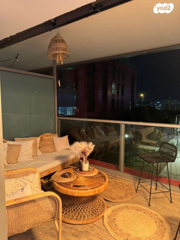 דירה, אריק איינשטיין 1, הרצליה ב', הרצליה