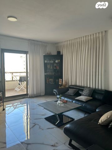 דירה, הרי הגלעד, תל בנימין, רמת גן