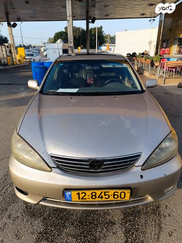 מודעת רכב טויוטה קאמרי
