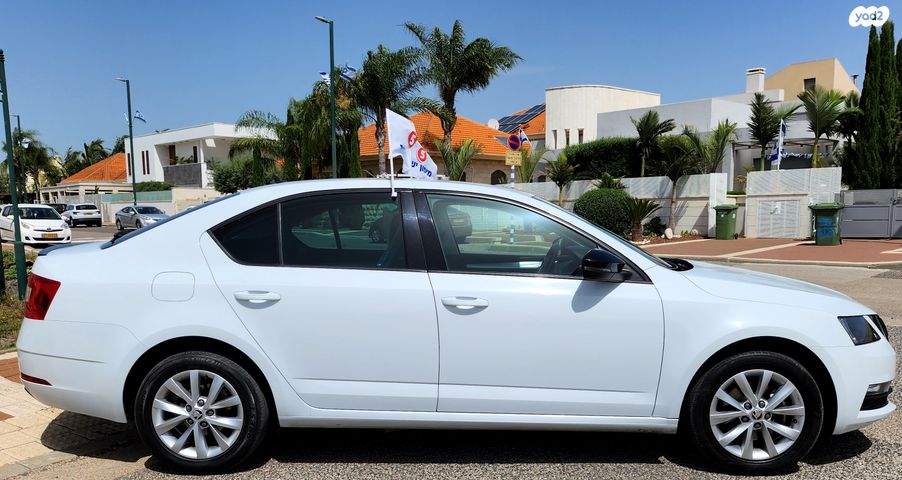 סקודה אוקטביה