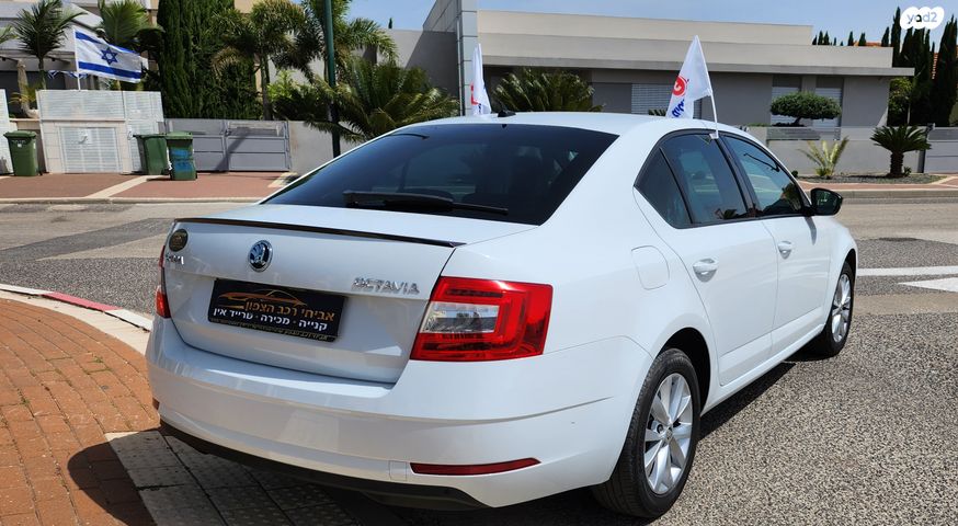 סקודה אוקטביה