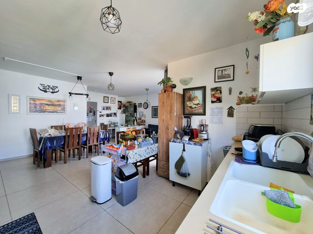 דירה, גפן, החורש, חריש