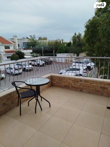 דירה, עין שרה, נהריה