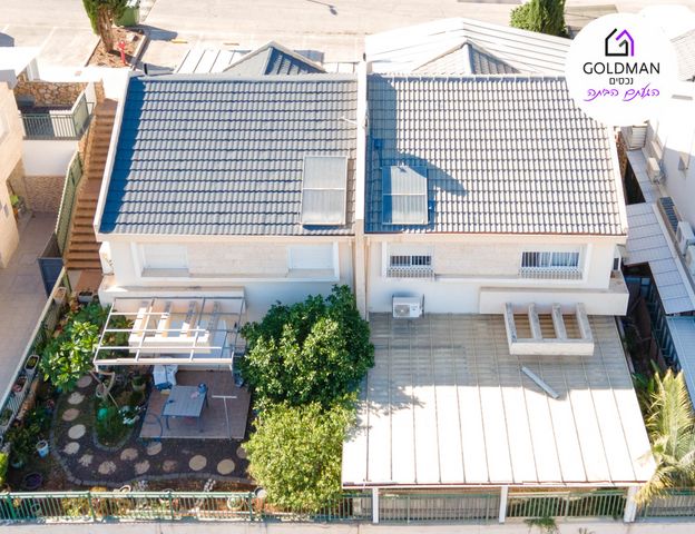 דו משפחתי, הר אדמון, בימת תל חי / מורדות הרי נפתלי, קרית שמונה