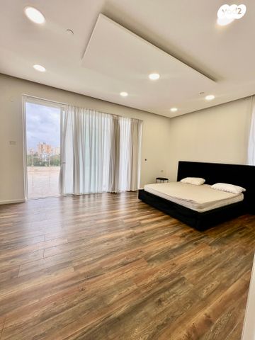 גג/ פנטהאוז, ההדס 8, רובע א', אשדוד