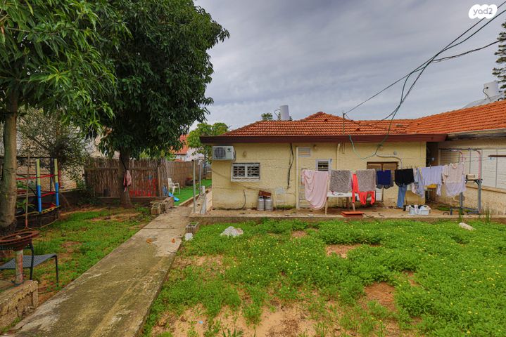 בית פרטי/ קוטג', הפרח, שיכוני המזרח, ראשון לציון