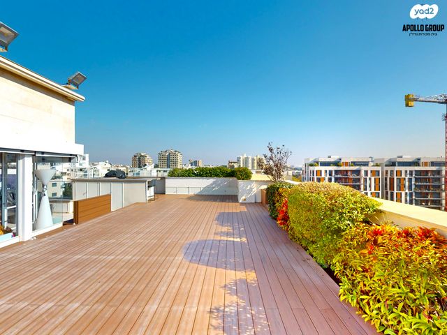 גג/ פנטהאוז, יהודה הנשיא, נווה אביבים, תל אביב יפו