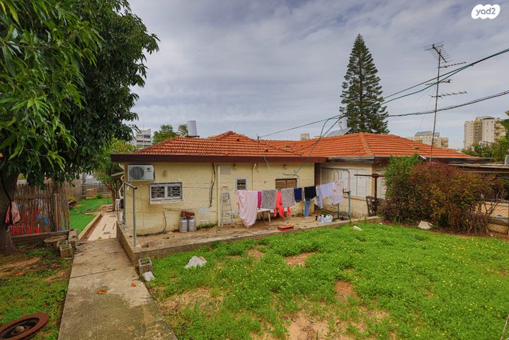 בית פרטי/ קוטג', הפרח, שיכוני המזרח, ראשון לציון