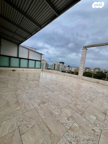 גג/ פנטהאוז, ההדס 8, רובע א', אשדוד