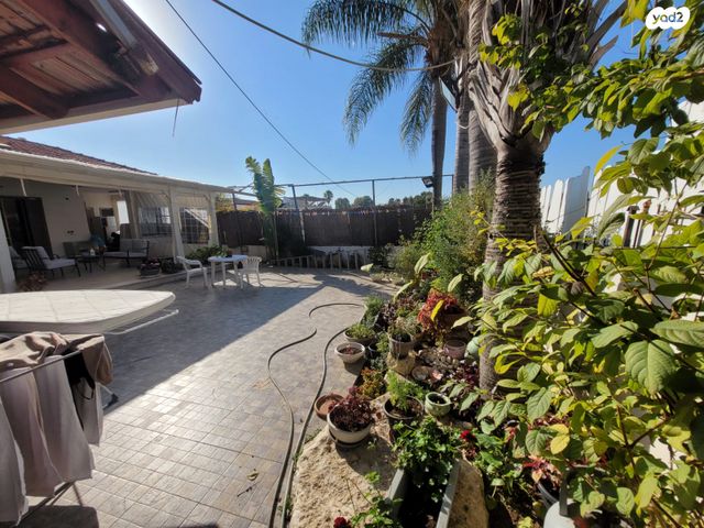 בית פרטי/ קוטג', רחובות