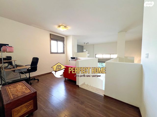 גג/ פנטהאוז, הצבאית, כפר יונה