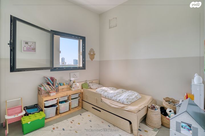 דירה, דוד רמז, גבעת הרמבם, גבעתיים