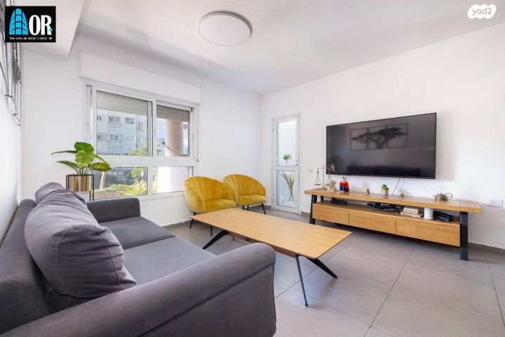 דירה, שדרות דואני, נאות בגין, לב יבנה, יבנה