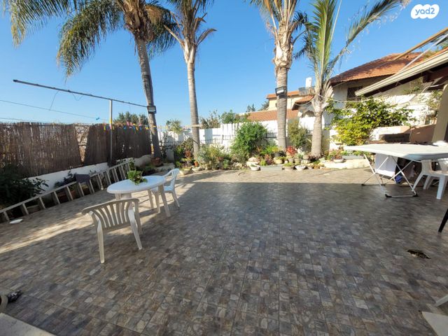 בית פרטי/ קוטג', רחובות