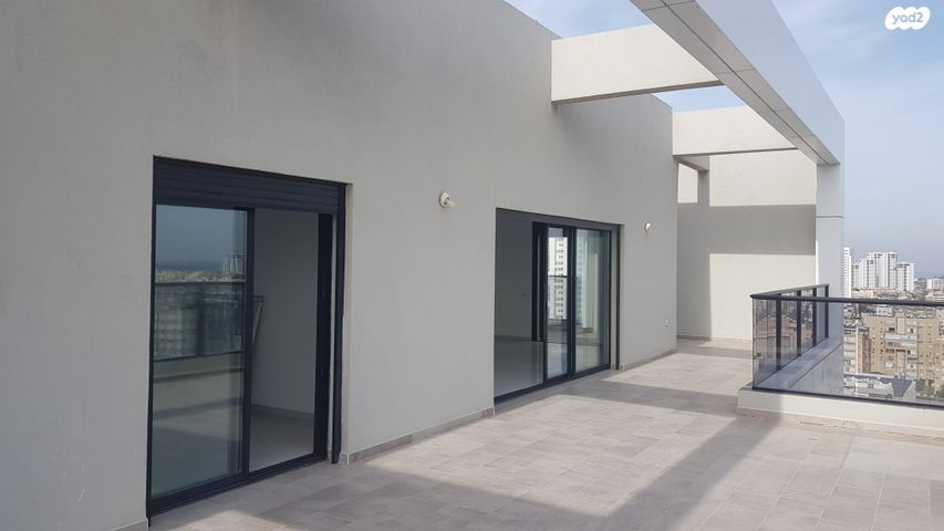 גג/ פנטהאוז, מרכז העיר דרום, נתניה