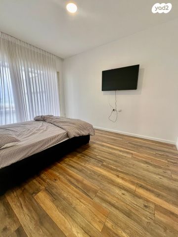 גג/ פנטהאוז, ההדס 8, רובע א', אשדוד