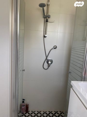 דירה, שמעון בר גיורא 6, שכונה ד', באר שבע